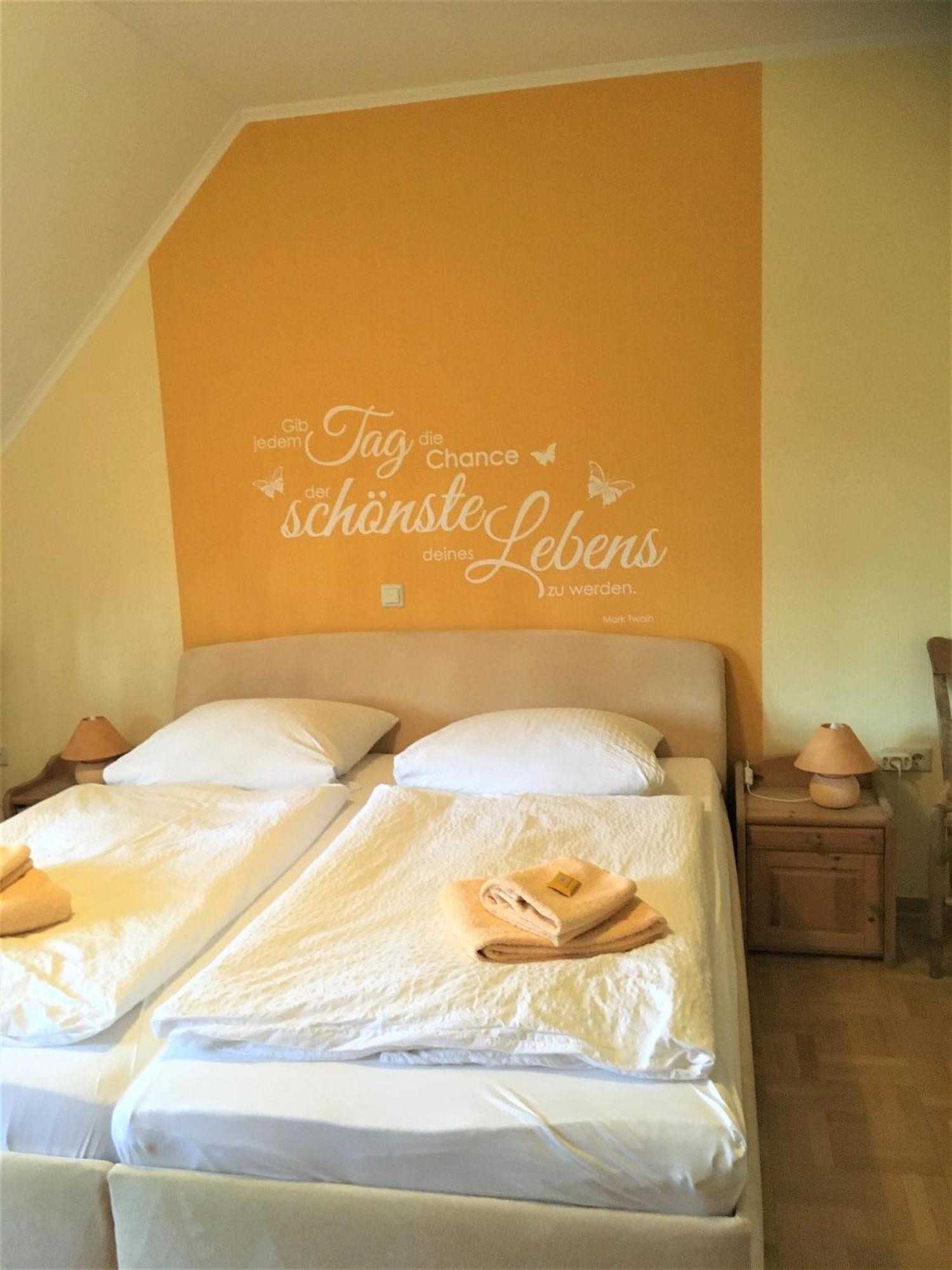 Waldgasthof Roeckers-Ferienwohnung Hahnenkrai Meppen Bagian luar foto